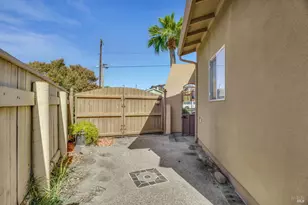 25 Hillside Rd, Antioch, CA 94509 - Photo 29