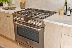 935 Kansas St, San Francisco, CA 94107 - Photo 11