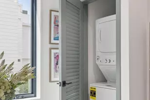 986 S Van Ness Ave, San Francisco, CA 94110 - Photo 17