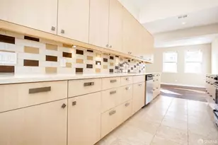 24 Bosworth St, San Francisco, CA 94112 - Photo 11