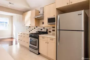24 Bosworth St, San Francisco, CA 94112 - Photo 13