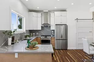 1103 Bowdoin St, San Francisco, CA 94134 - Photo 13