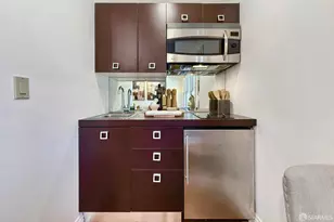 725 Pine St, San Francisco, CA 94108 - Photo 15