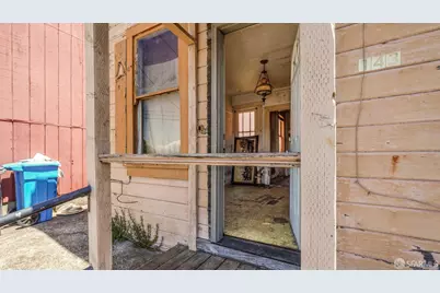 143 Prospect Avenue, San Francisco, CA 94110 - Photo 9
