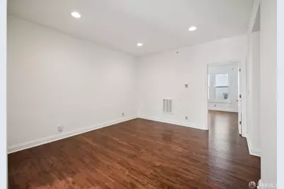 725 Pine Street #208, San Francisco, CA 94108 - Photo 15