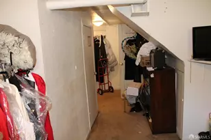 142 Montana St, San Francisco, CA 94112 - Photo 19