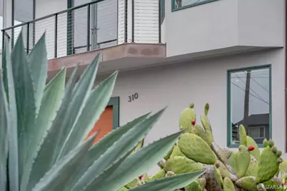 310 Valencia Avenue, El Granada, CA 94018 - Photo 3