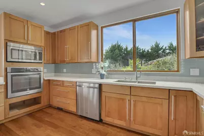 310 Valencia Avenue, El Granada, CA 94018 - Photo 19
