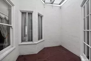 2047 Vicente St, San Francisco, CA 94116 - Photo 25
