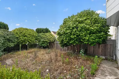 2047 Vicente Street, San Francisco, CA 94116 - Photo 27
