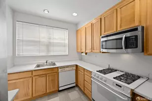2080 S Delaware St, San Mateo, CA 94403 - Photo 13