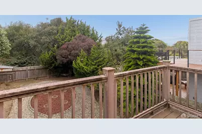 346 Staples Avenue, San Francisco, CA 94112 - Photo 33