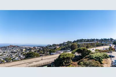 976 Corbett Avenue, San Francisco, CA 94131 - Photo 17