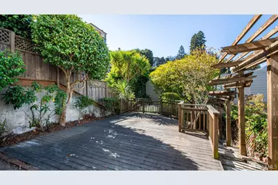2551 Baker Street, San Francisco, CA 94123 - Photo 51