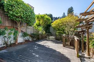 2551 Baker St, San Francisco, CA 94123 - Photo 51