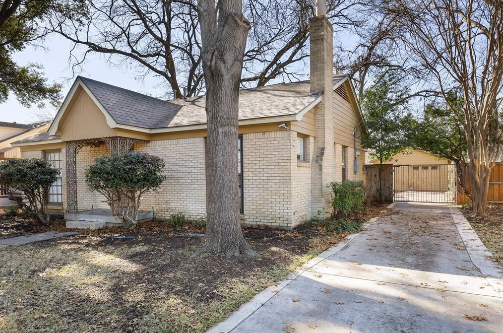 5411 Maple Springs Blvd, Dallas TX  75235-7548 exterior