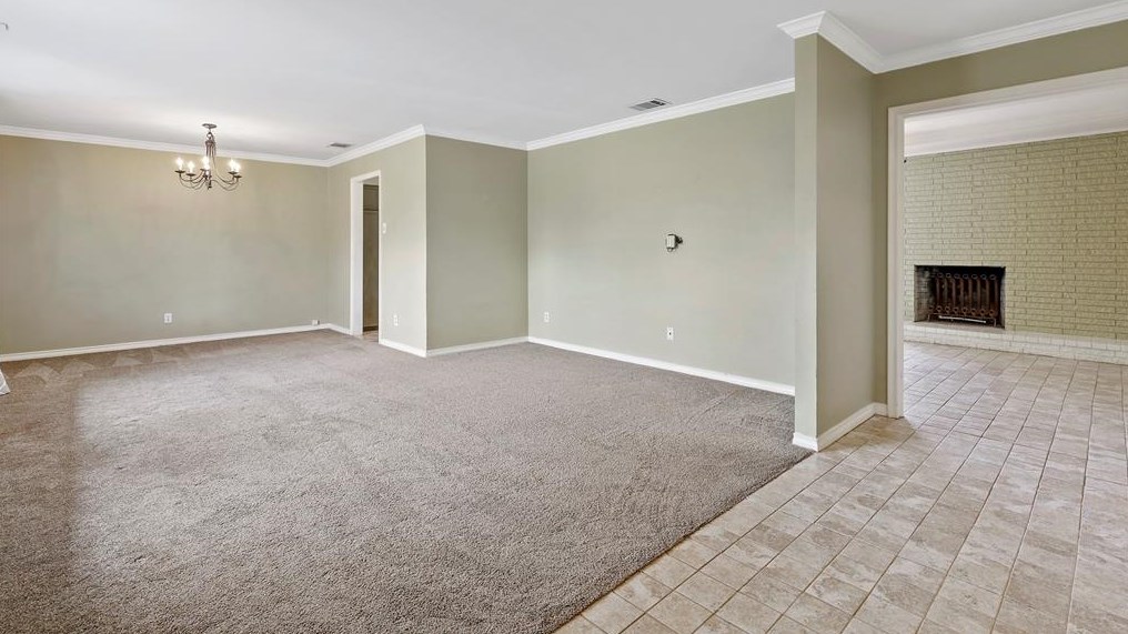 3637 Whitehall Dr, Dallas TX  75229-2655 exterior