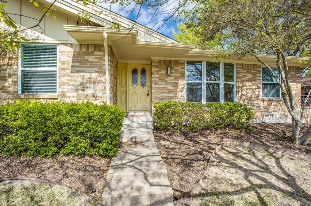 8005 San Cristobal Dr, Dallas TX  75218-4429 exterior