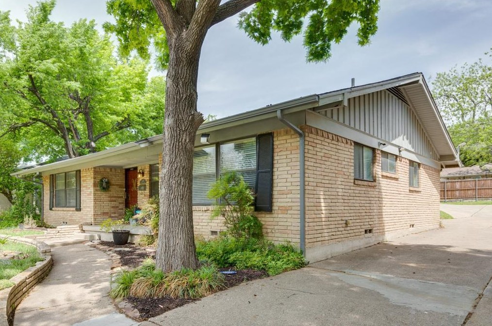 10039 Shadyview Dr, Dallas TX  75238-3452 exterior