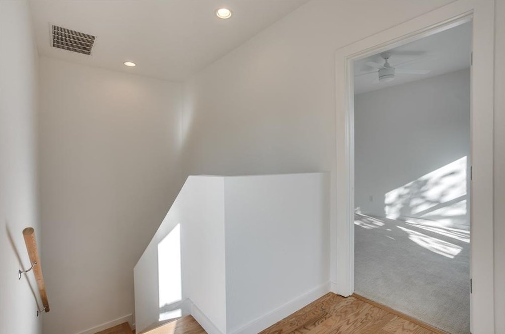 805 Melba St, Dallas TX  75208-4914 exterior