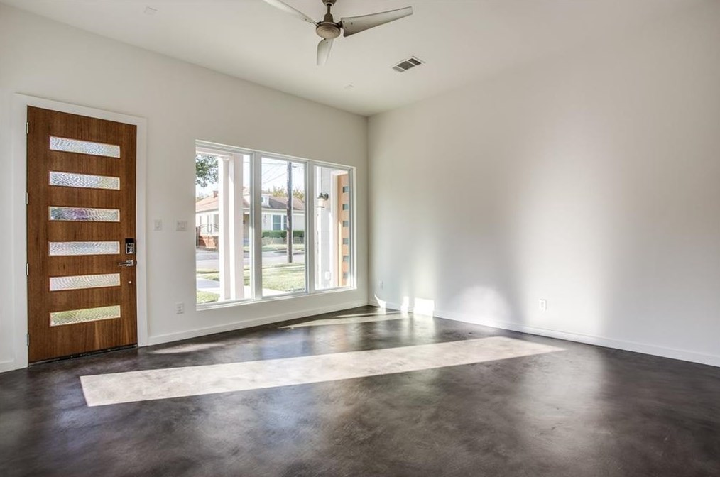805 Melba St, Dallas TX  75208-4914 exterior