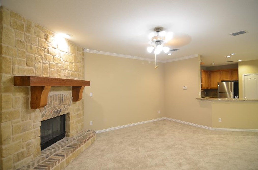 7024 Dry Creek Dr, Plano TX  75025-3096 exterior