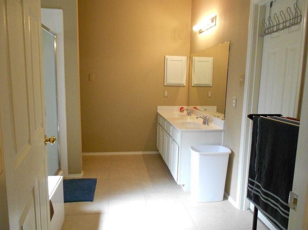 2700 Cypress Point Dr, Mckinney TX  75070-5665 exterior