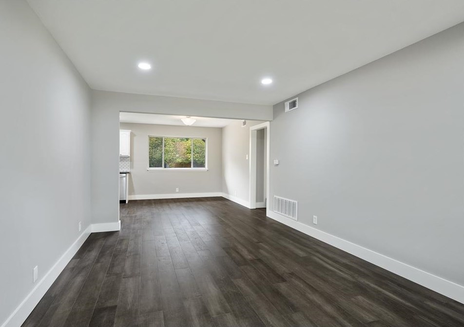 6611 Highgate Ln, Dallas TX  75214-1638 exterior