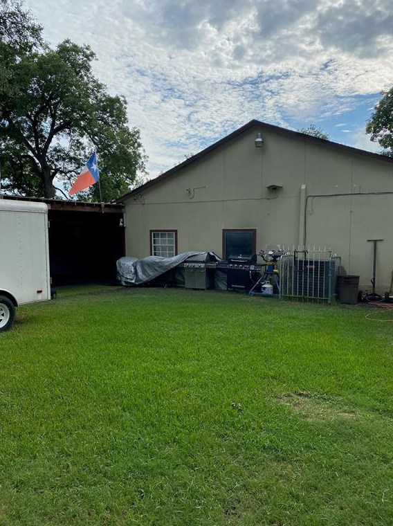 3430 Ingersoll St, Dallas TX  75212-3219 exterior