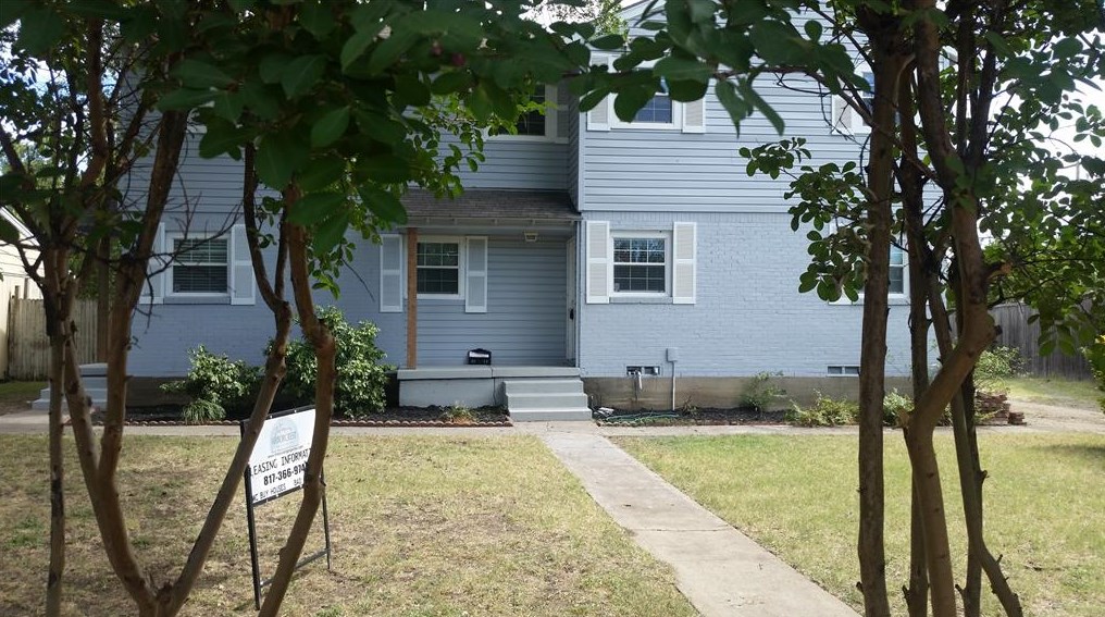 4916 Kelton Dr, Dallas TX  75209-4117 exterior