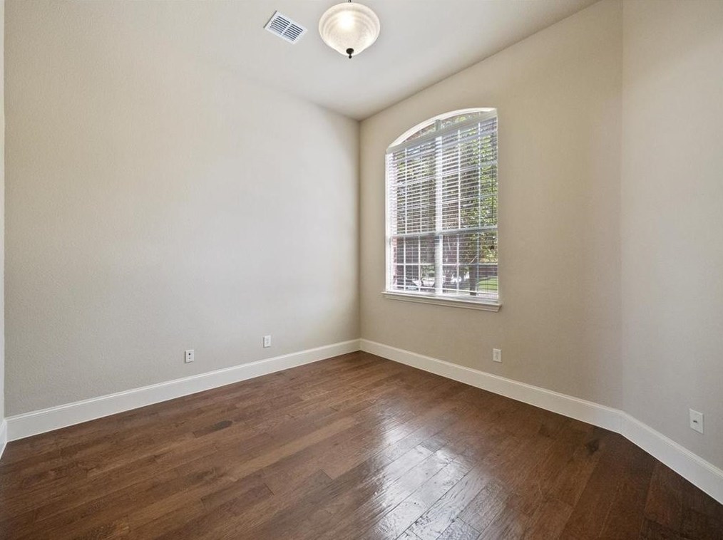 6308 Canyon Crest Dr, Mckinney TX  75071-4698 exterior