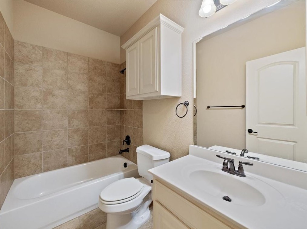 6308 Canyon Crest Dr, Mckinney TX  75071-4698 exterior