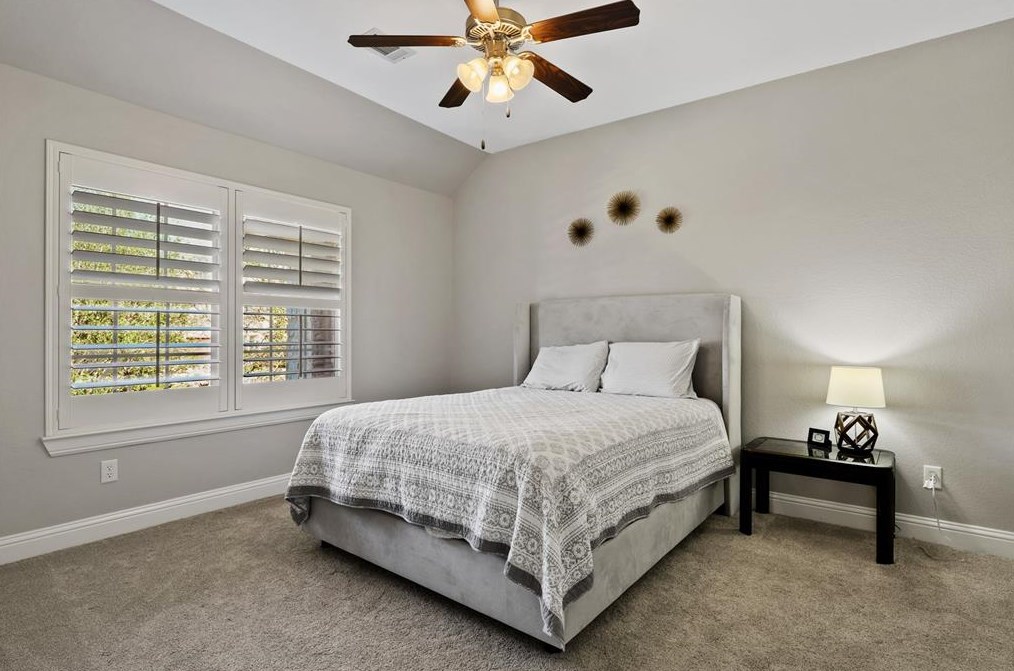 608 Denton Creek Dr, Mckinney TX  75070-7178 exterior