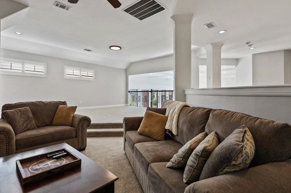 608 Denton Creek Dr, Mckinney TX  75070-7178 exterior