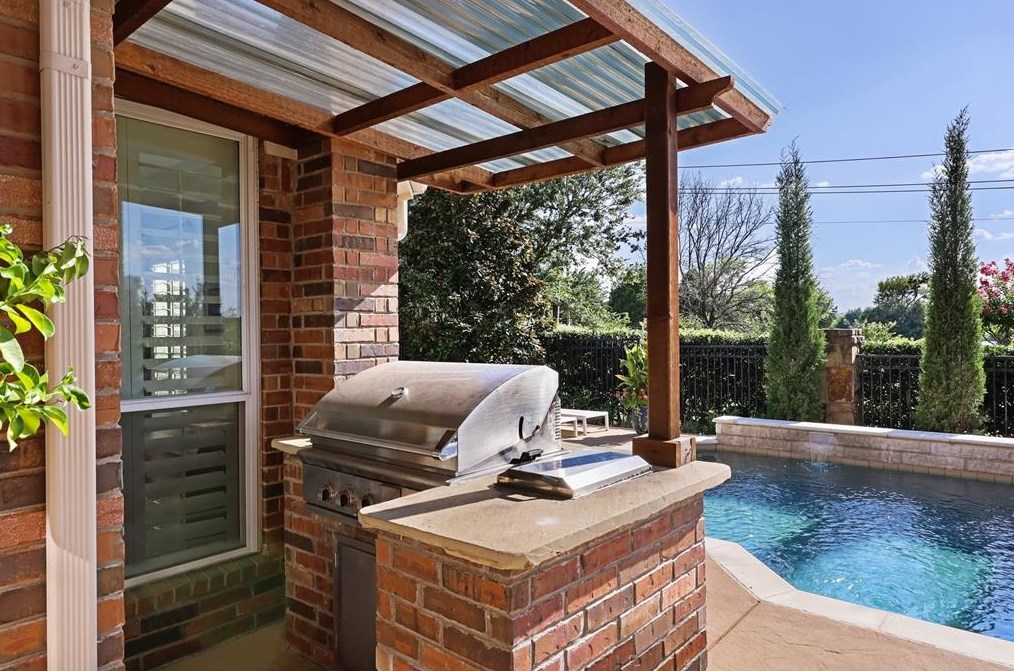 608 Denton Creek Dr, Mckinney TX  75070-7178 exterior