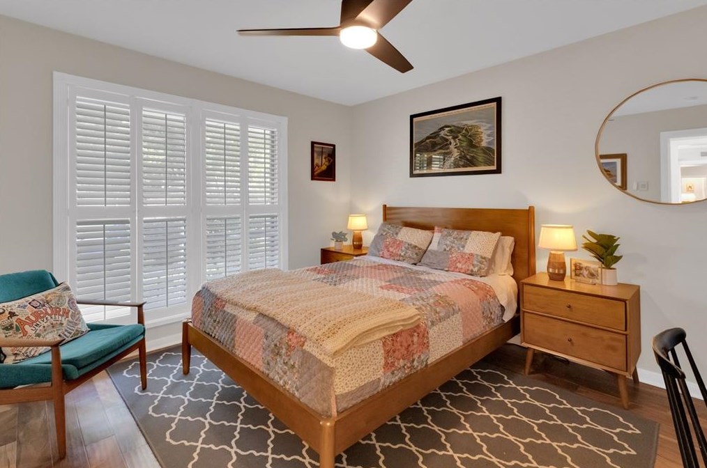 3823 Princess Ln, Dallas TX  75229-5233 exterior