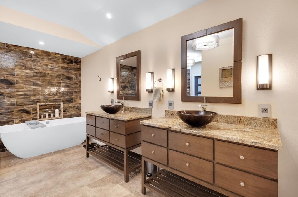 3823 Princess Ln, Dallas TX  75229-5233 exterior
