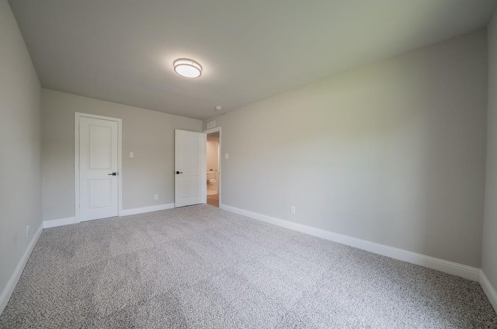 3202 Lindbergh Dr, Dallas TX  75228-5439 exterior