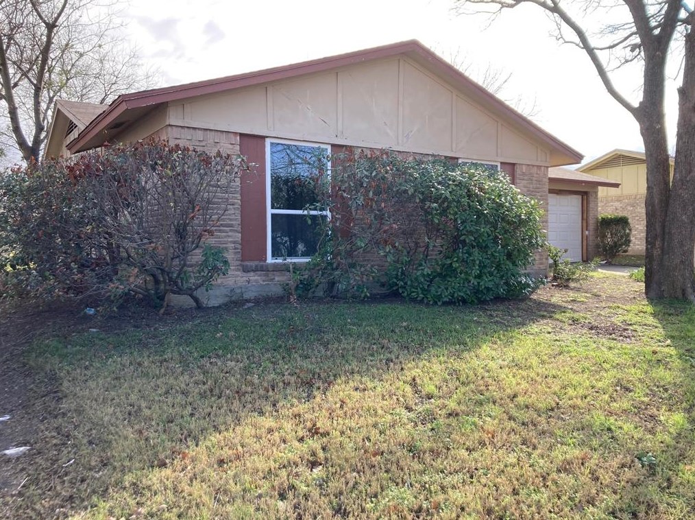 3510 Pacesetter Dr, Dallas TX  75241-5946 exterior
