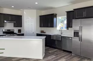 253 E 5th Ave, Eagar, AZ 85925 - Photo 3