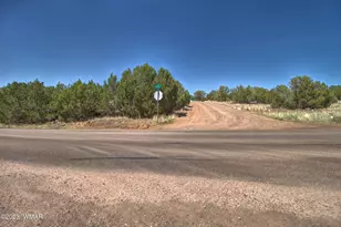 1916 Daggs Cir, Show Low, AZ 85901 - Photo 1