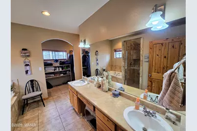 2218 Sitgreaves Drive, Overgaard, AZ 85933 - Photo 11