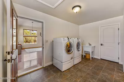 2335 Voyager Circle, Overgaard, AZ 85933 - Photo 5