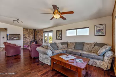 2335 Voyager Circle, Overgaard, AZ 85933 - Photo 17