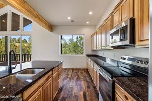 2759 Panther Cir, Overgaard, AZ 85933 - Photo 15