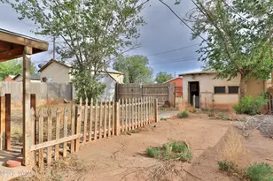 219 W Elm St, Winslow, AZ 86047 - Photo 23
