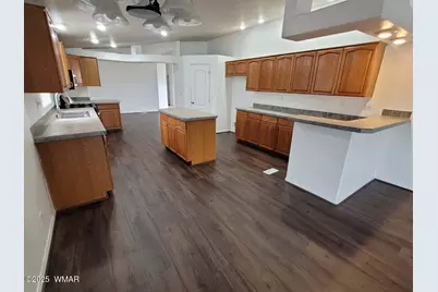 388 E 7th Street, Eagar, AZ 85925 - Photo 3