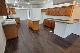 388 E 7th St, Eagar, AZ 85925 - Photo 3