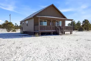 2763 Sunflower Dr, Overgaard, AZ 85933 - Photo 1