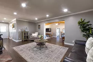 929 E Willow Ln, Taylor, AZ 85939 - Photo 9